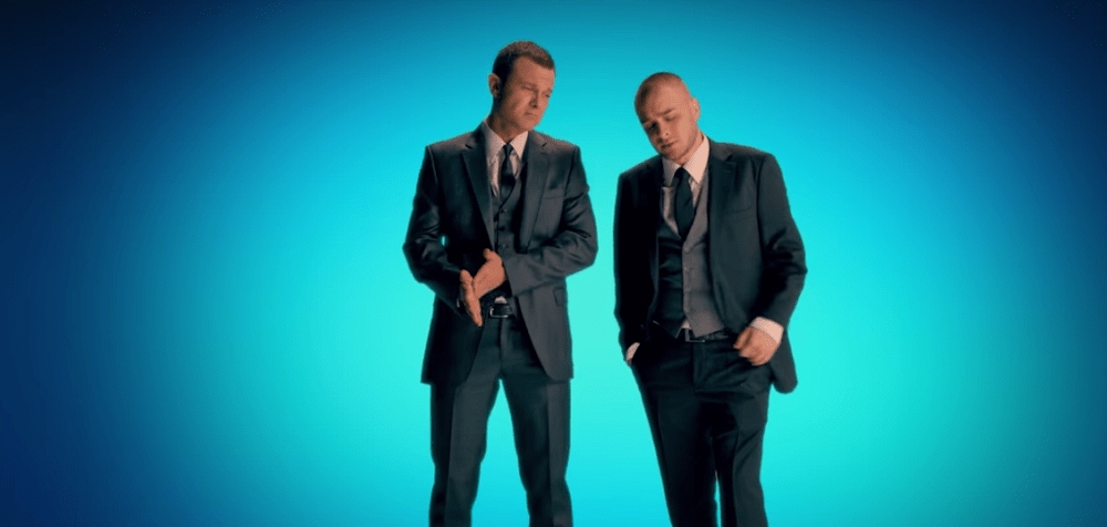 Ненчо Балабанов и Криско пеят най-вървежния рефрен това лято - „Шапка ти свалям“.