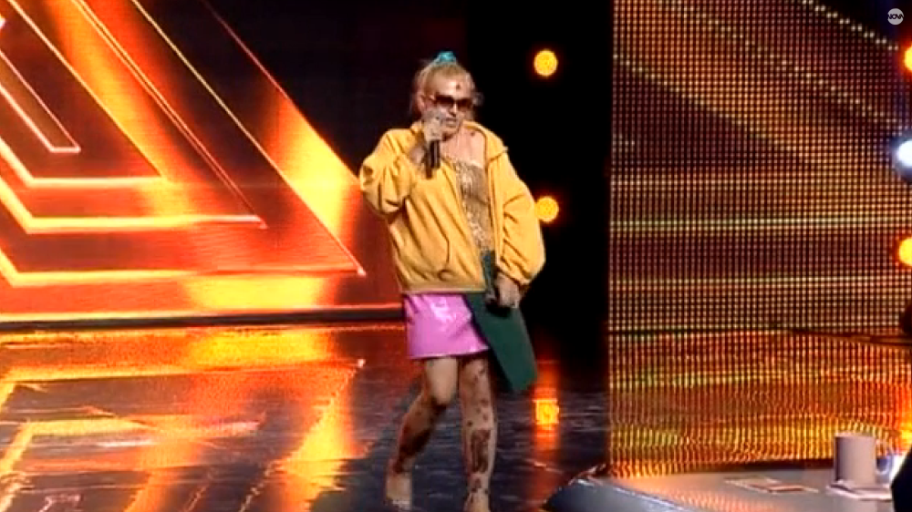 С толерирането на подобни явления „Х Фактор“ не само че не се отдалечава от фрийк-концепцията на конкурентни риалити-проекти, но даже ги и задминава.